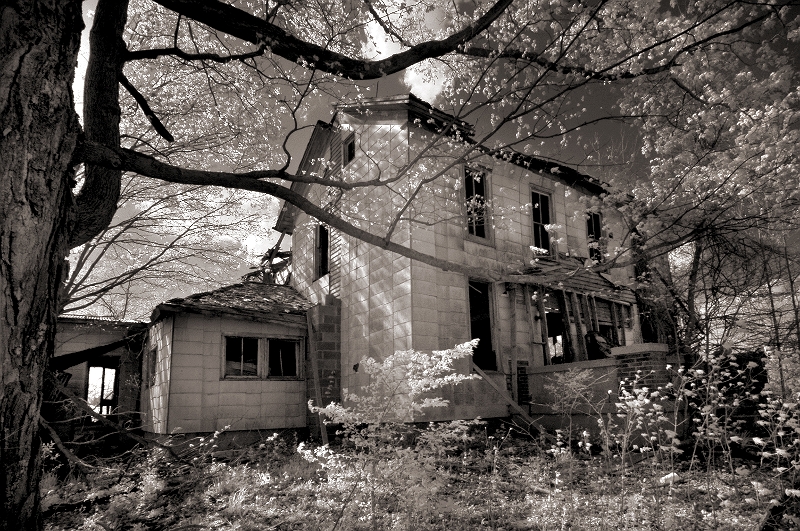 Abandoned Farm 1 Off I-70 in Indiana � Dave Hickey